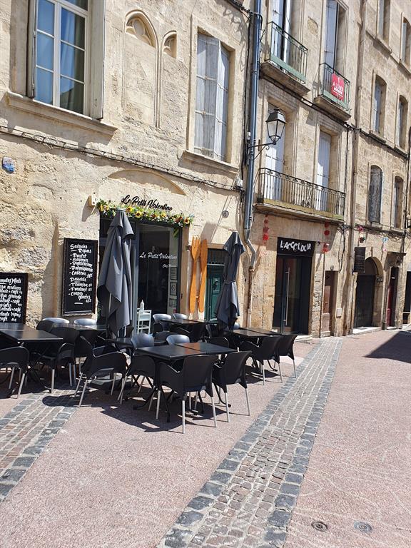 Café in Südfrankreich